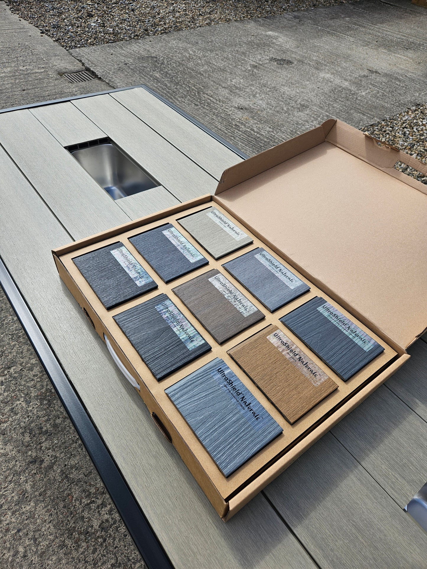 Outdoor dining table/prosecco table
