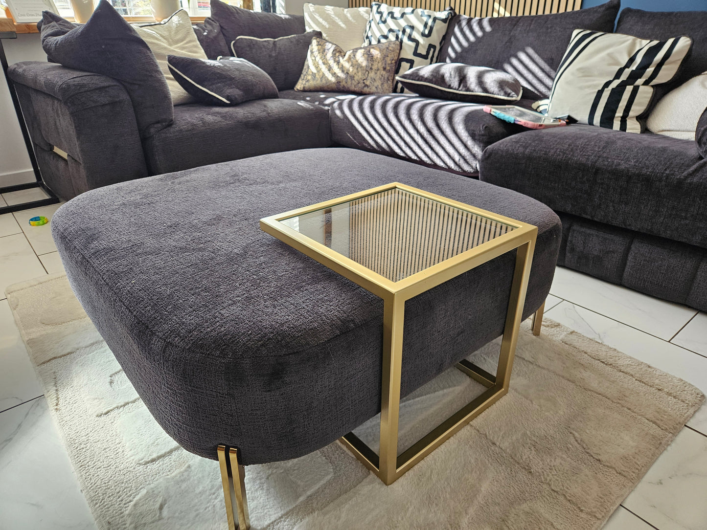 Cantilever ottoman table - DK Fabrications