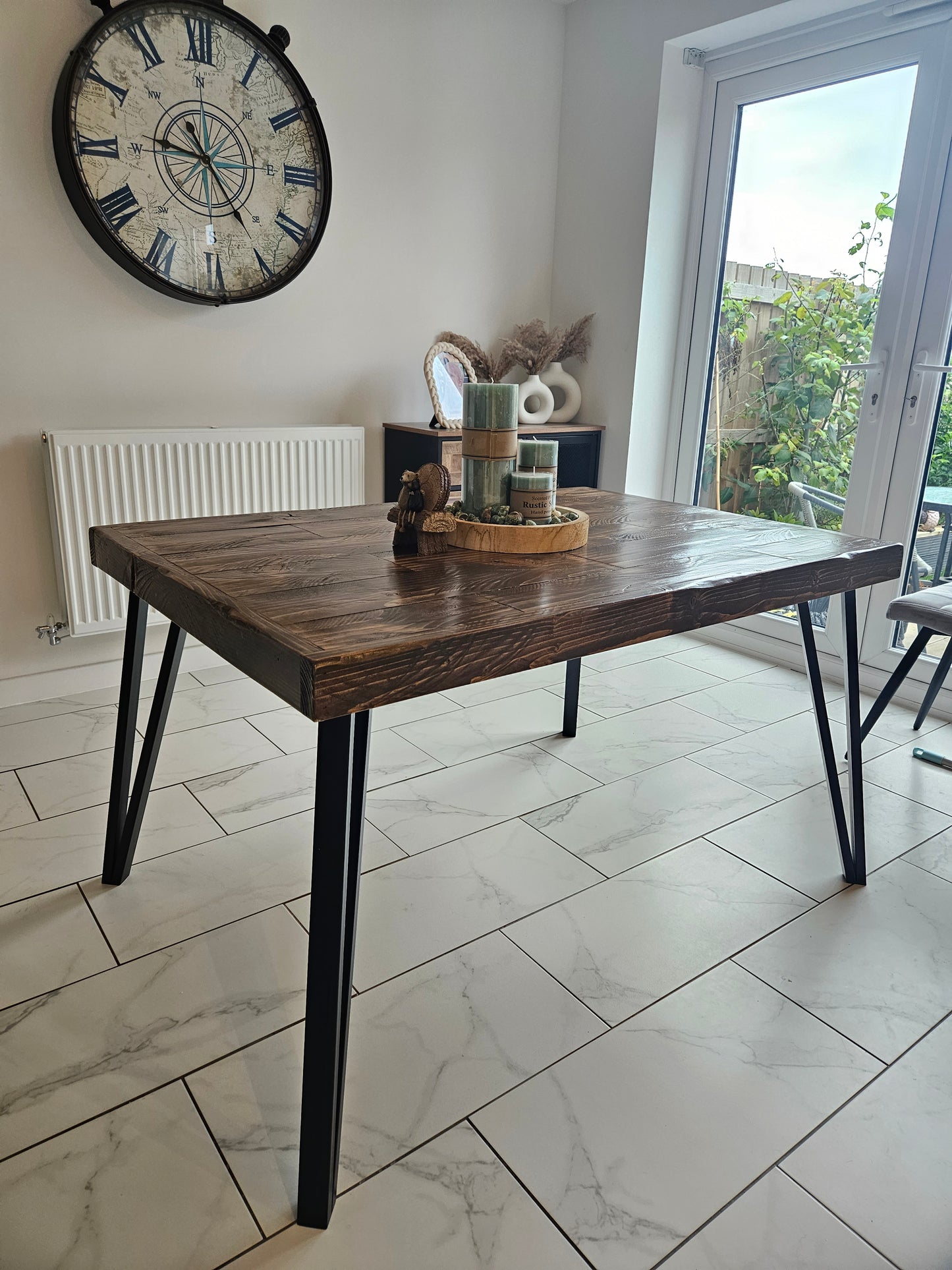 Hairpin style Dining Table with 4 chairs (grey)