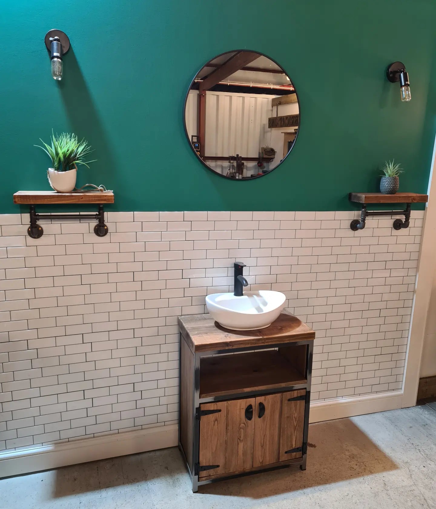 Bathroom Vanity Unit without tap and basin