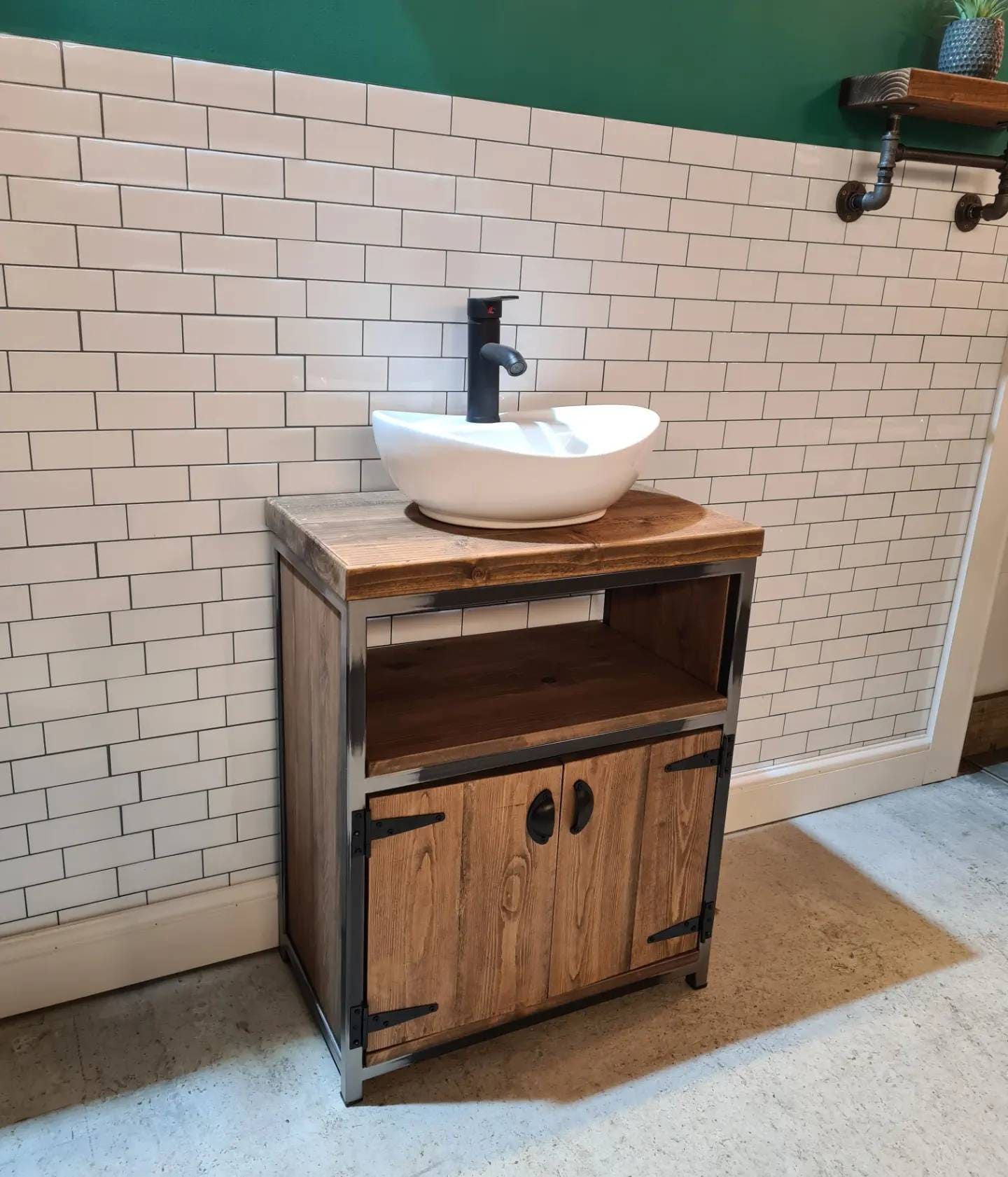 Vanity unit/rustic/handmade