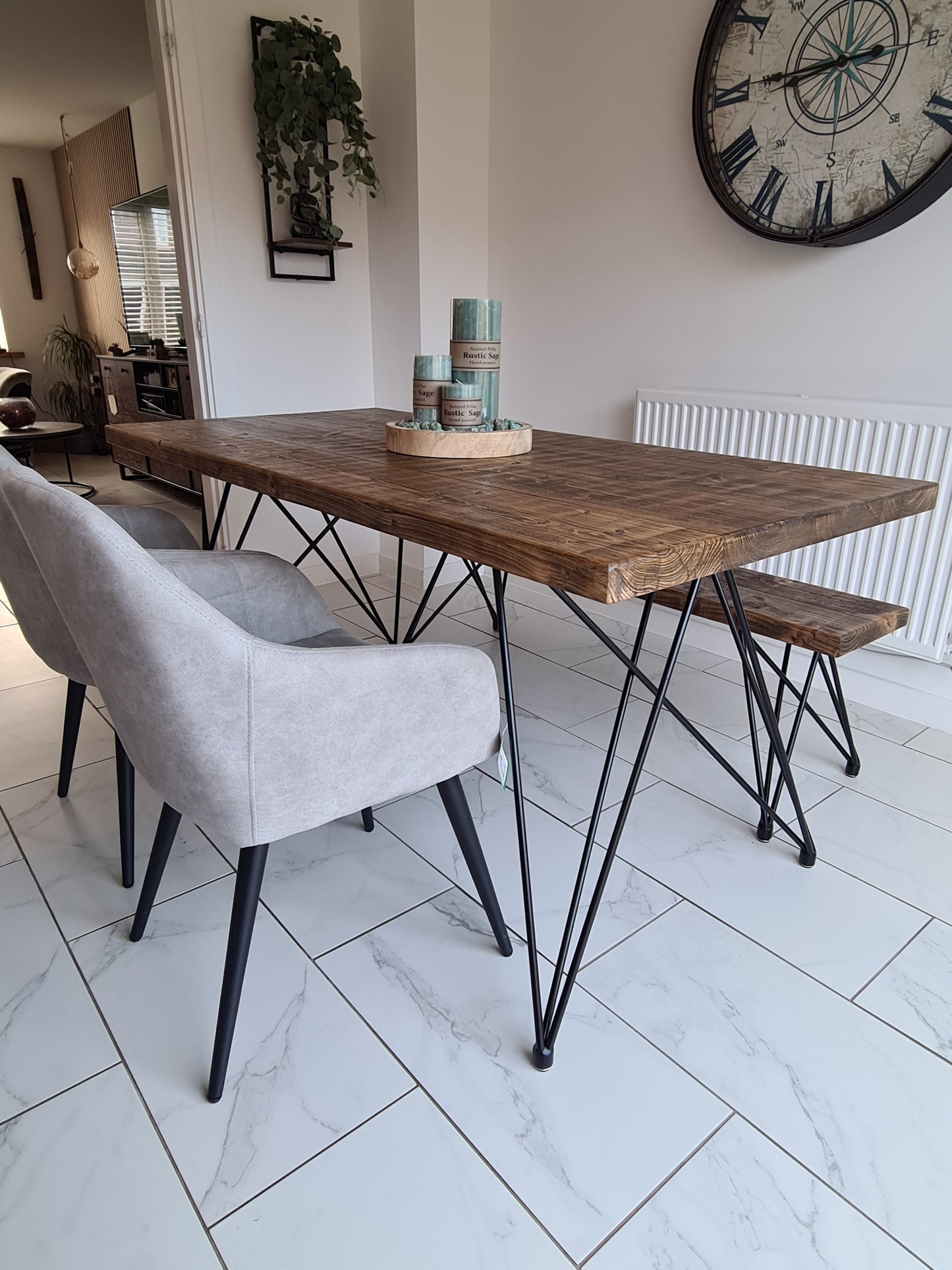 Hairpin style Dining Table