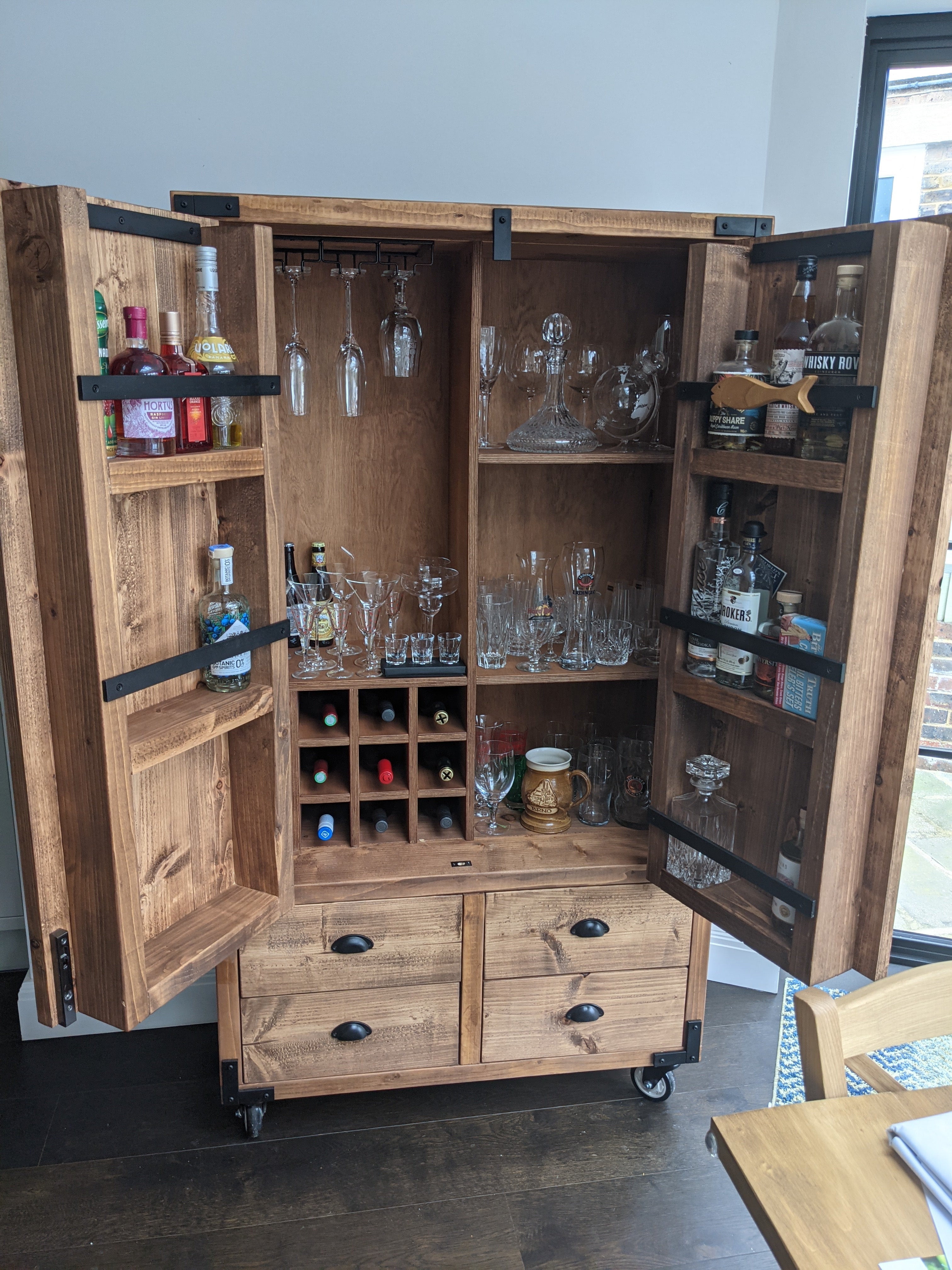 Pine deals drinks cabinet